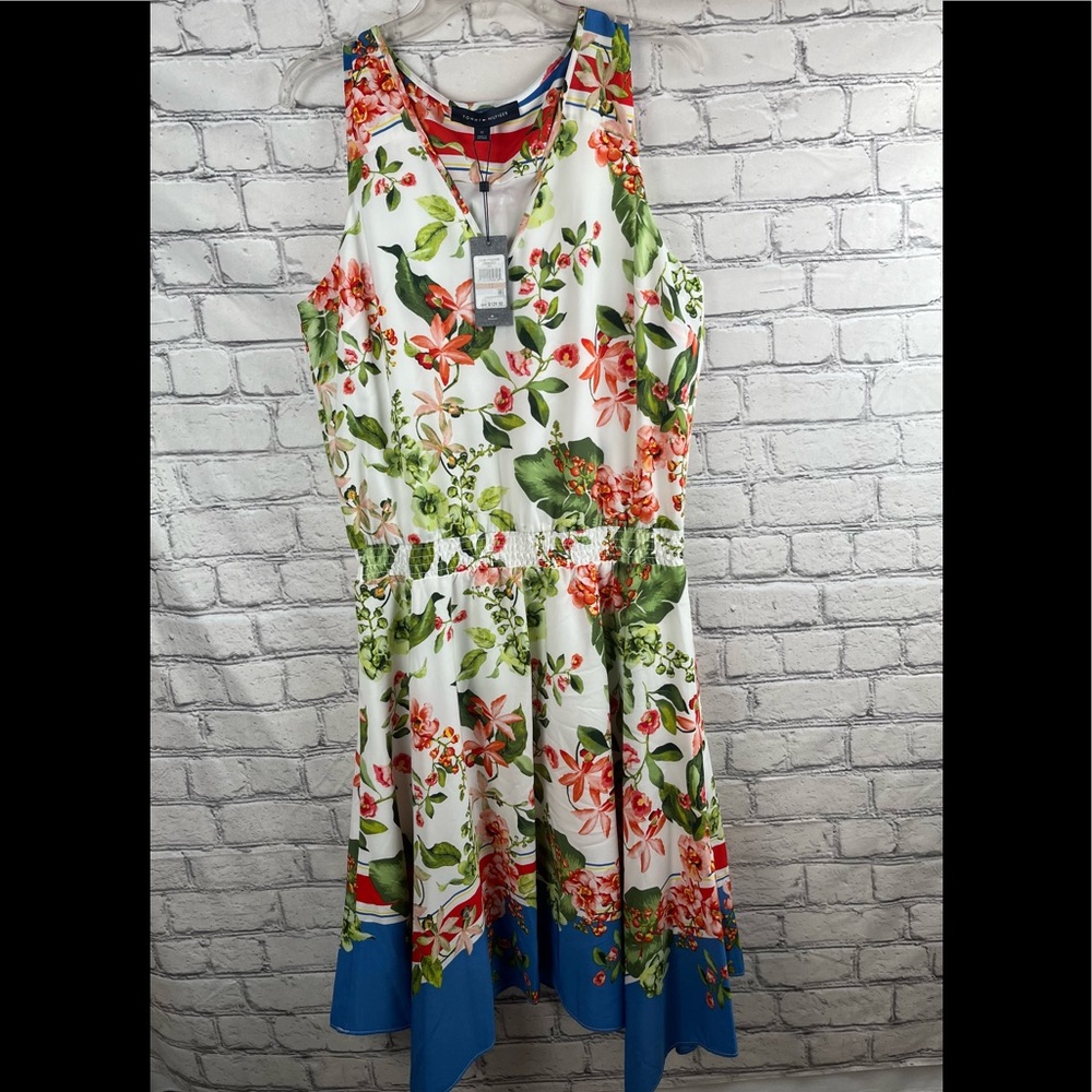 Tommy Hilfiger Size:12 Womens White Floral V Neck Below the Knee Blouson Dress